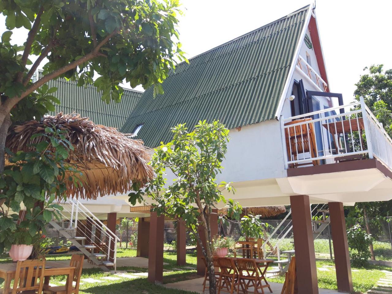 Carambola Country house